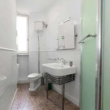 Ampio - * Genua